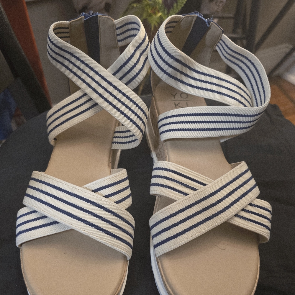 Yoki Women's Striped Sandals - Cream and Blue
